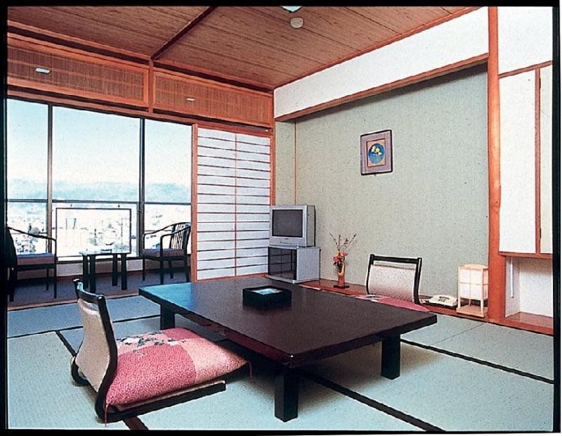 Hotel Hana Isawa Fuefuki Екстер'єр фото